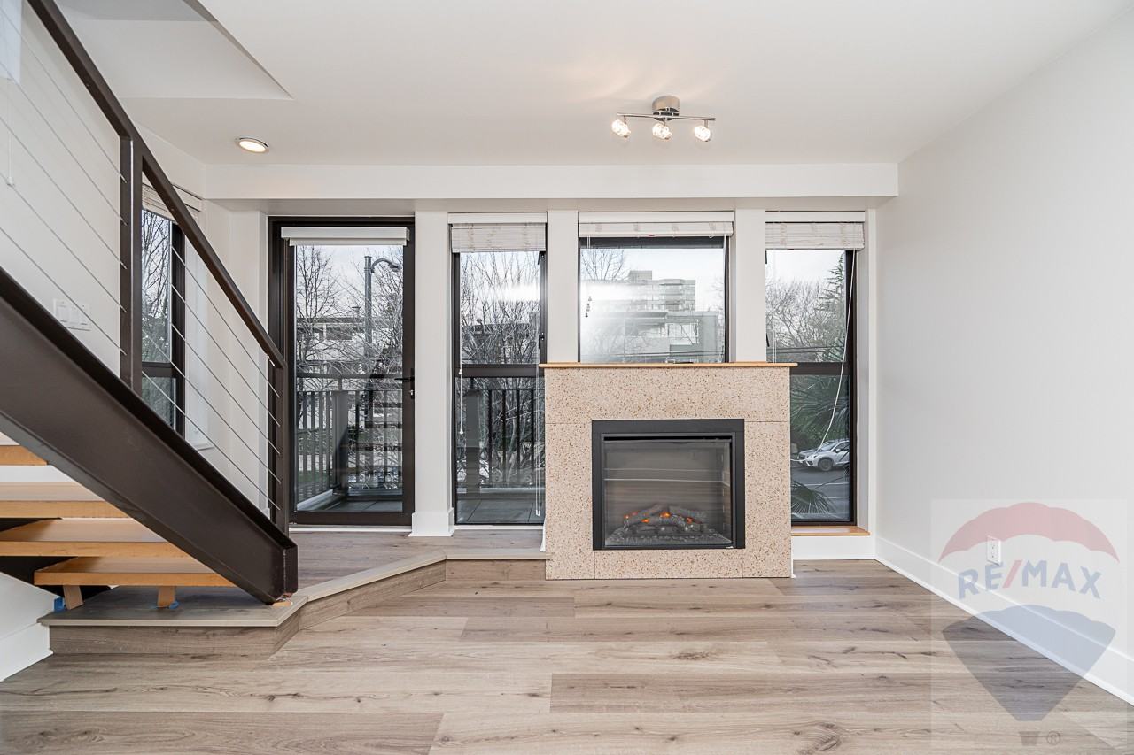 2436 West 4th Avenue #304