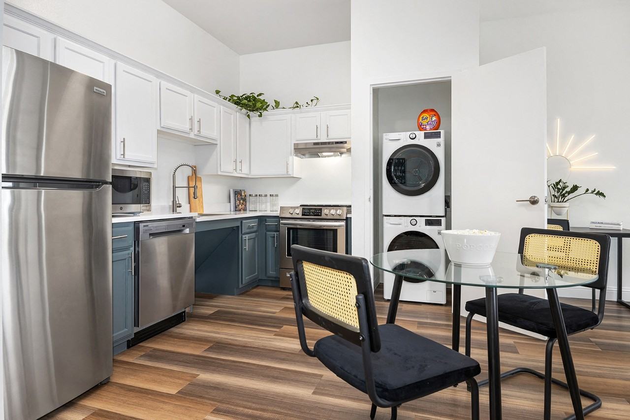 Parkside Apartments and Shops - Photo 2 of 22