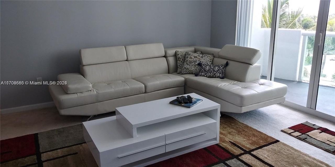 7900 Harbor Island Dr #806 - Photo 2 of 38