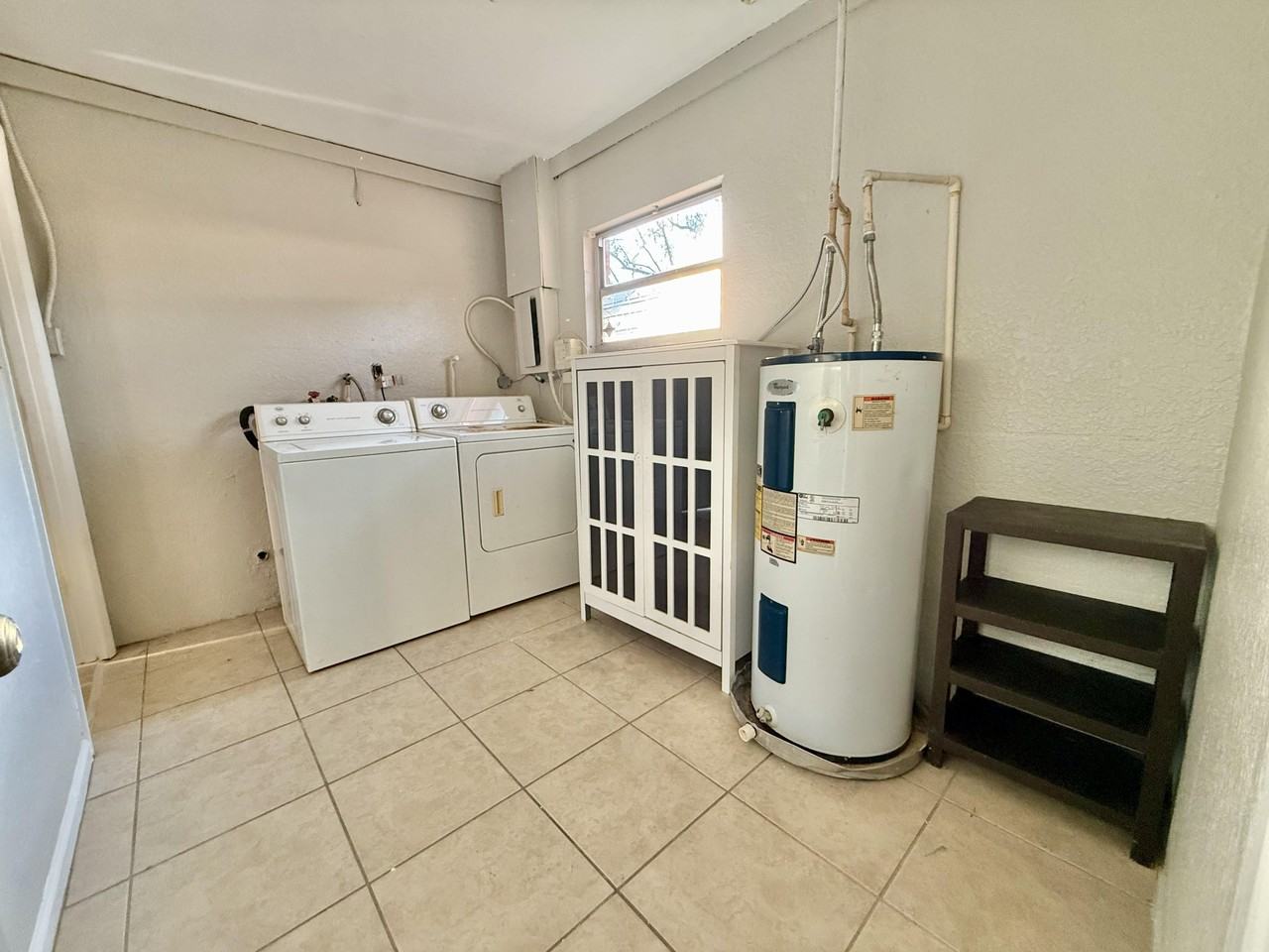 E Jean St - Photo 2 of 13