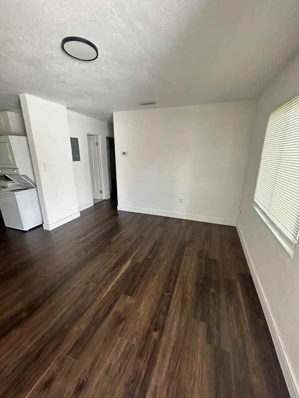 2115 Mara Ct #1 - Photo 5 of 11