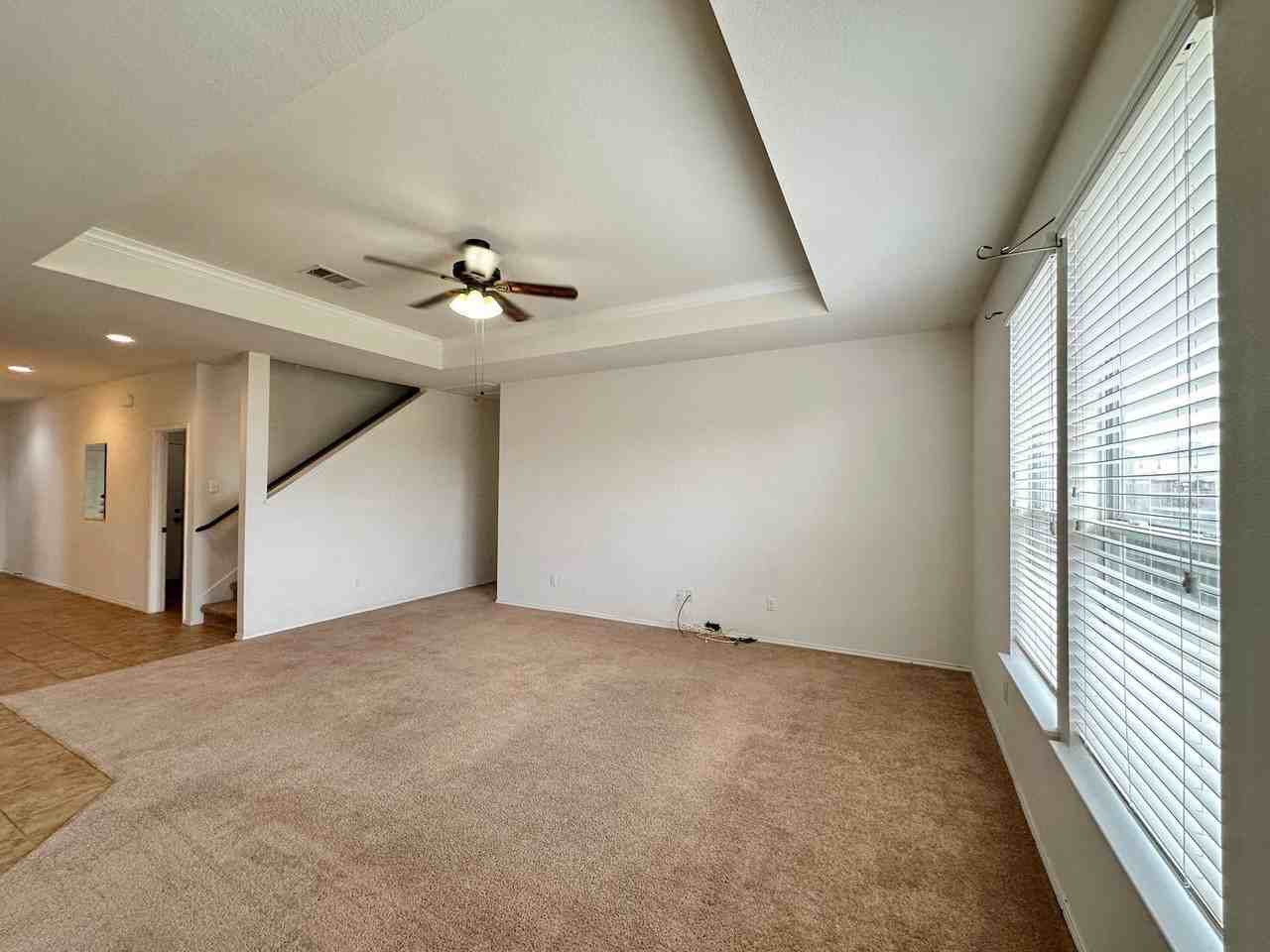 5304 Capricorn Loop - Photo 7 of 43