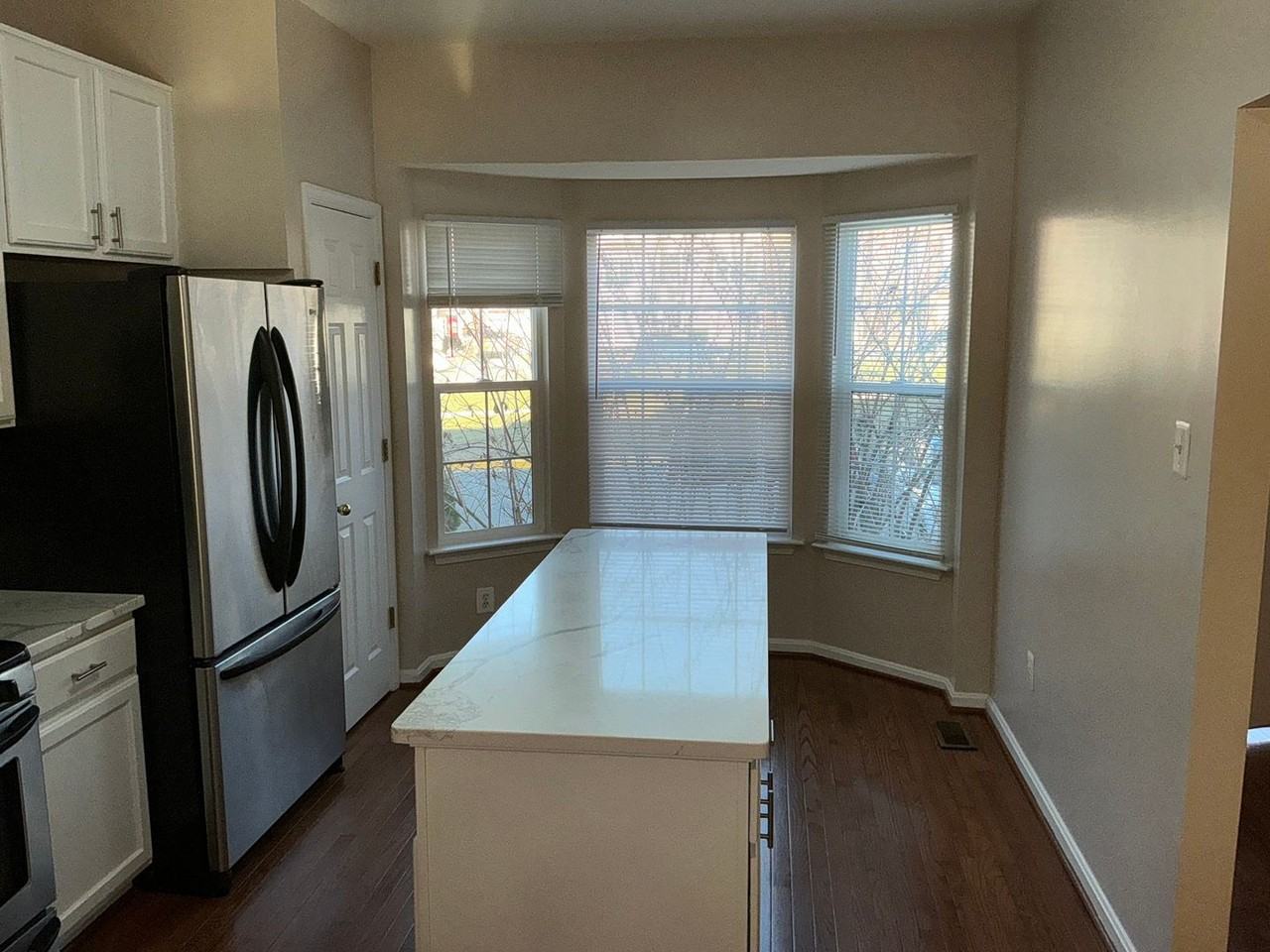 21103 Lake Spray Ter - Photo 5 of 32