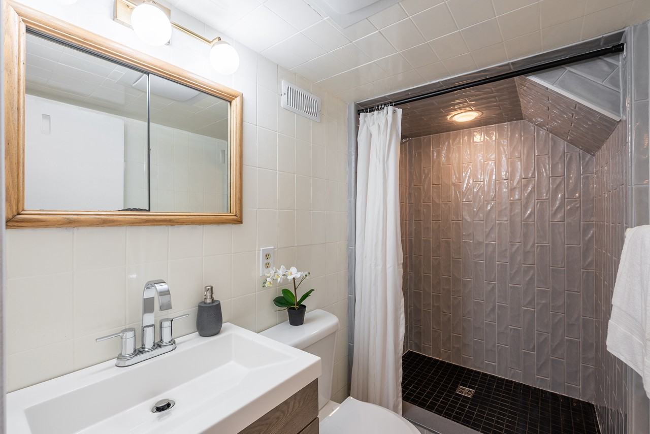 10 Innes Avenue #BSMT - Photo 5 of 6