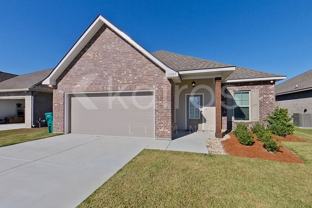 13985 Rosewell St - Photo 1 of 1