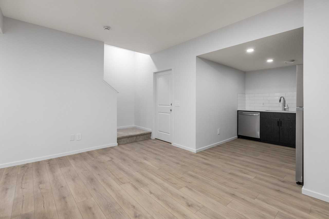 3624 213 St Nw Bsmt 3 #BS3 - Photo 6 of 18