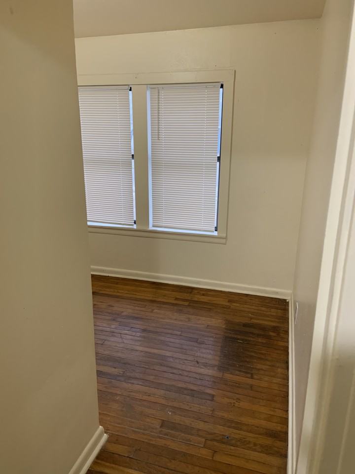 320 S Chiltipin St #NA - Photo 3 of 16