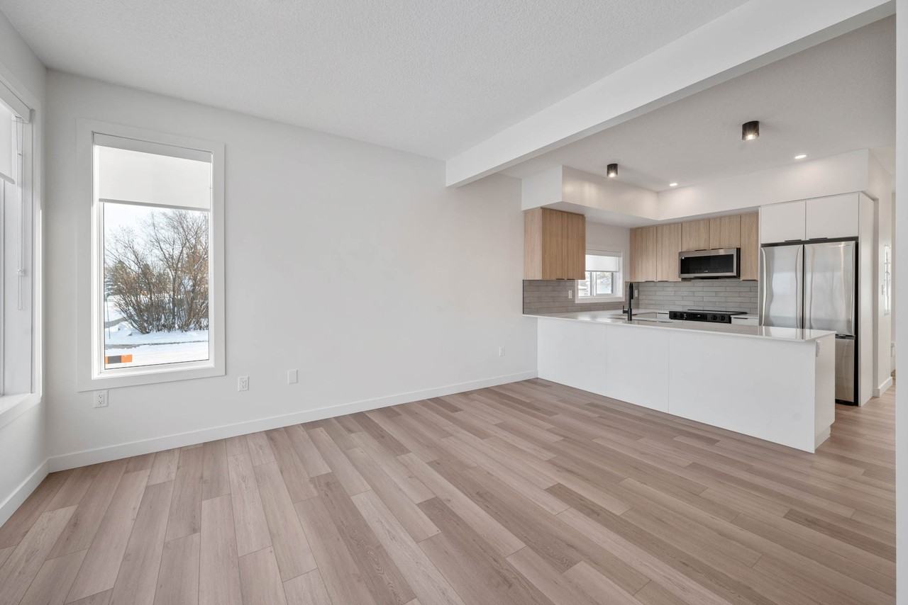 15309 94 Ave Nw - Photo 3 of 18