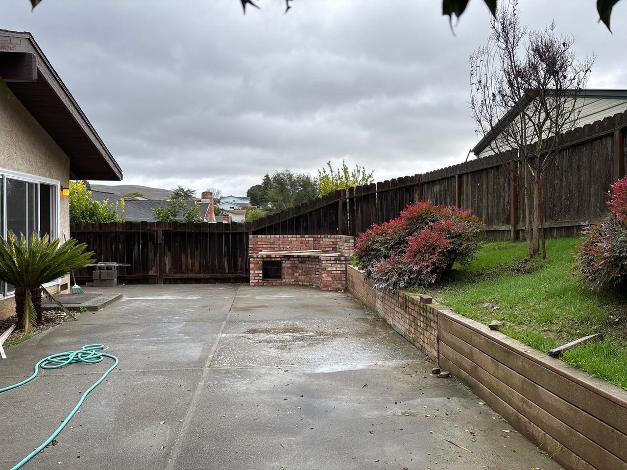 237 Valencia St - Photo 5 of 11