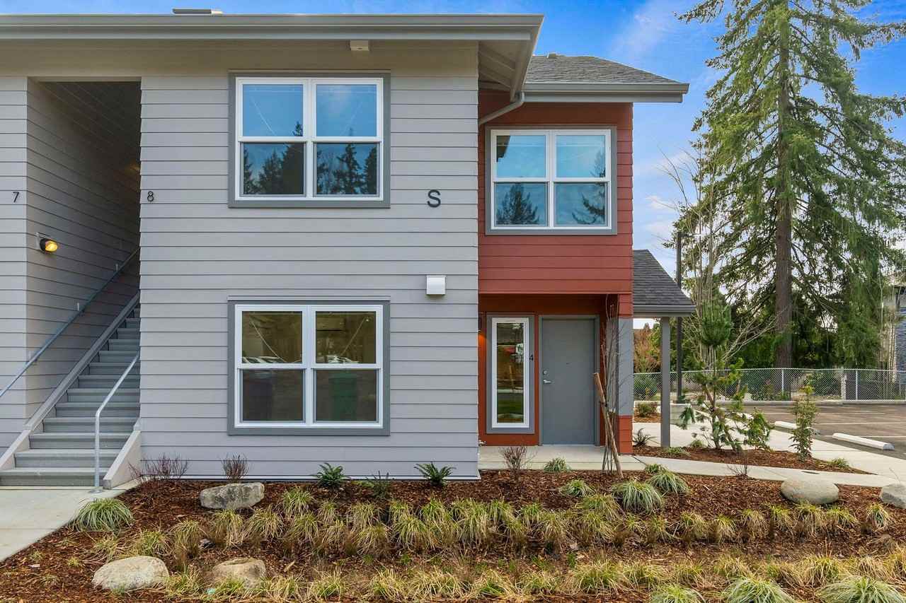 Olympia Crest III - Photo 2 of 50