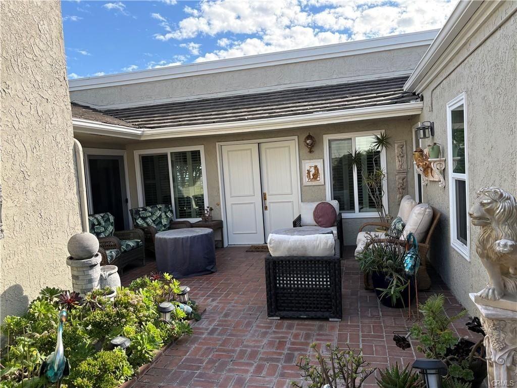 22776 Montalvo Rd - Photo 3 of 8