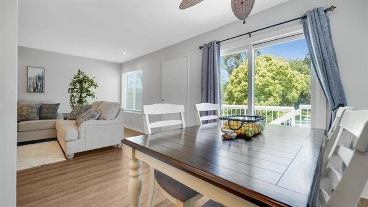 745 Pyramid Point Way - Photo 5 of 20