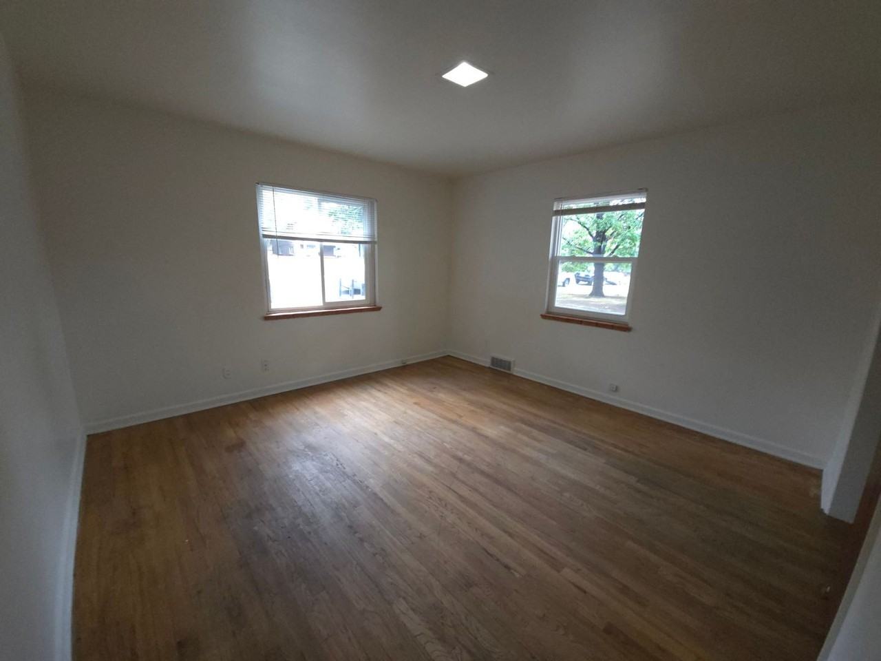 1901 Baseline Rd - Photo 2 of 50