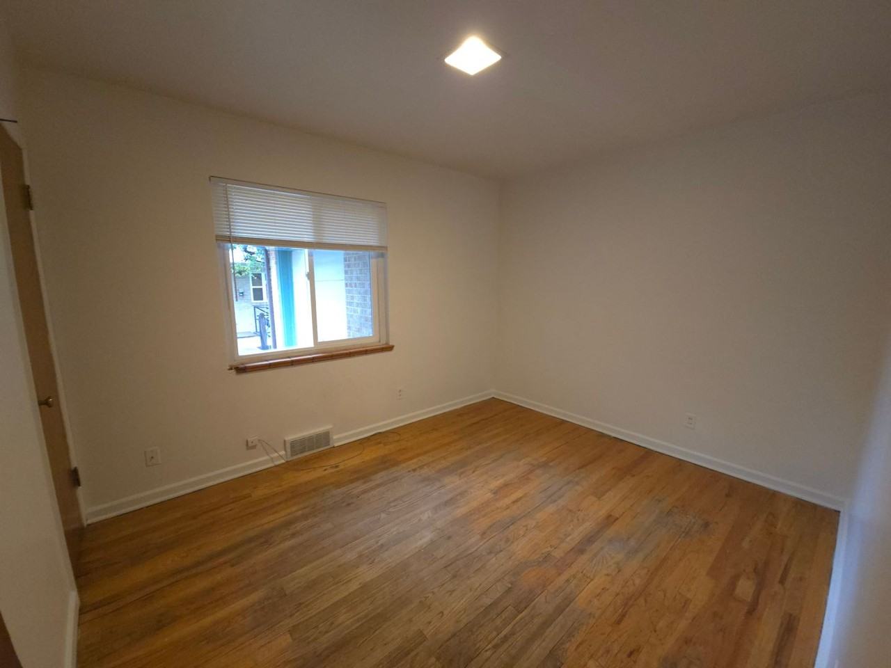 1901 Baseline Rd - Photo 4 of 50