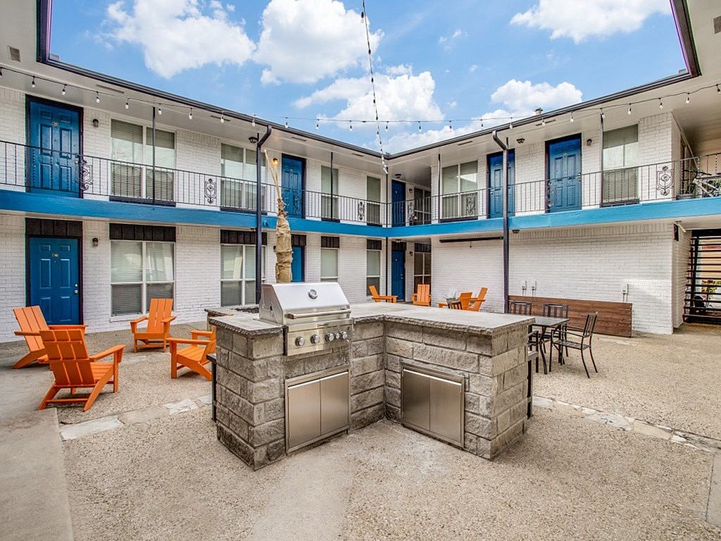 Vintage Pads - Photo 5 of 17