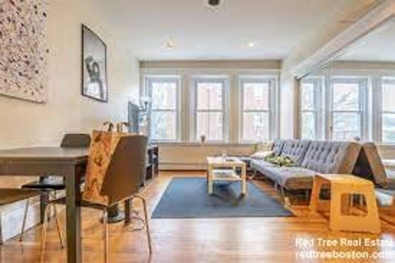 94 Pleasant St - Photo 2 of 11