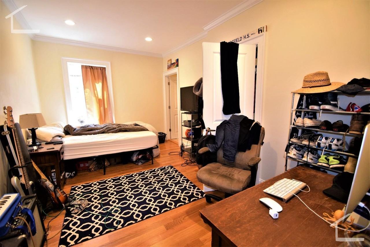 74 Browne St - Photo 7 of 14