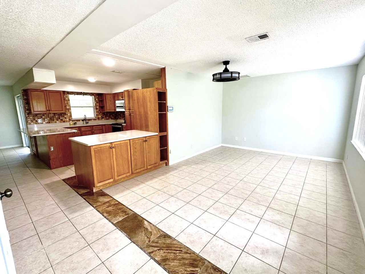 10331 Cedarhurst Ave #NA - Photo 2 of 18