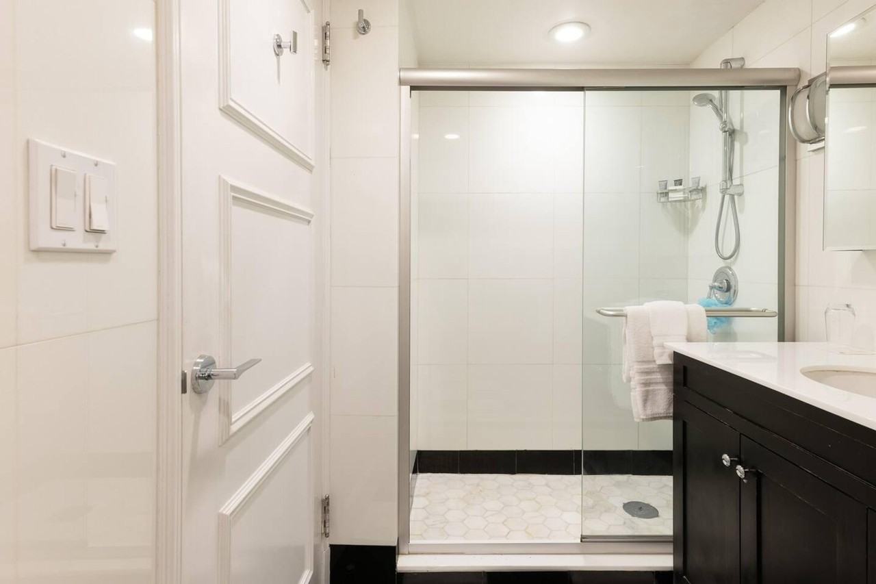 119 W 57th St #408771P - Photo 6 of 12