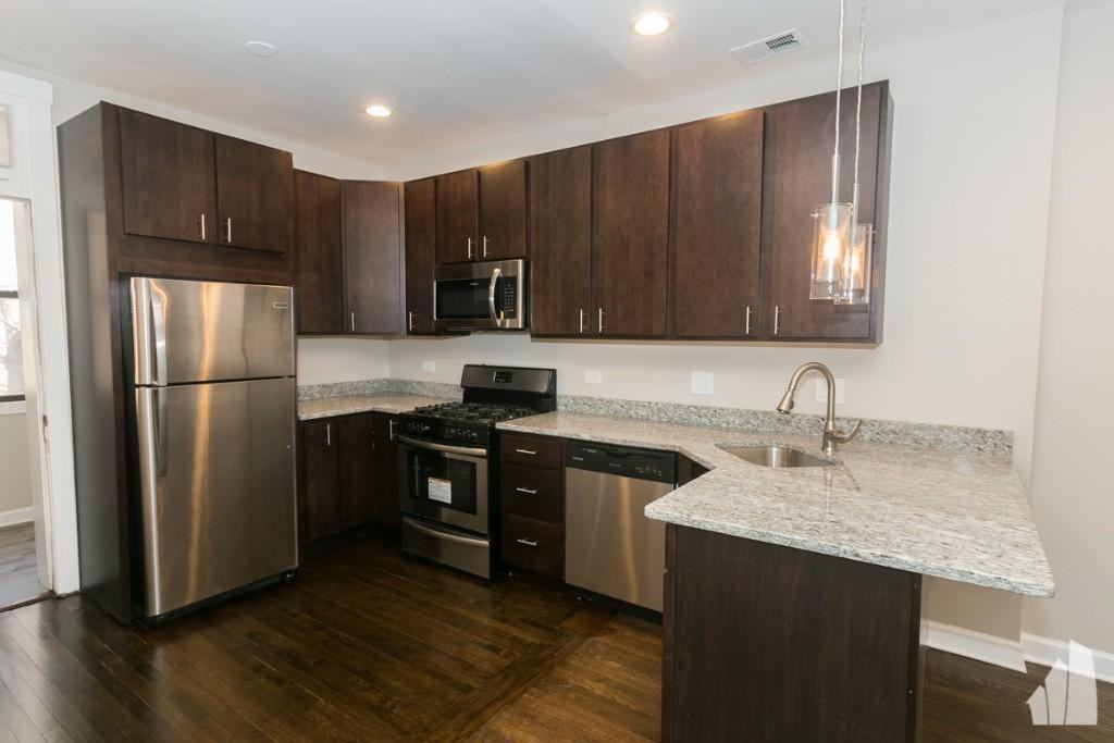 656 West Gordon Terrace - Photo 2 of 8