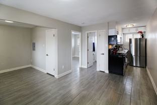U of M Area! FULLY RENOVATED ONE BEDROOM APARTMENTS NOW AVAILABLE! - Photo 1 of 1