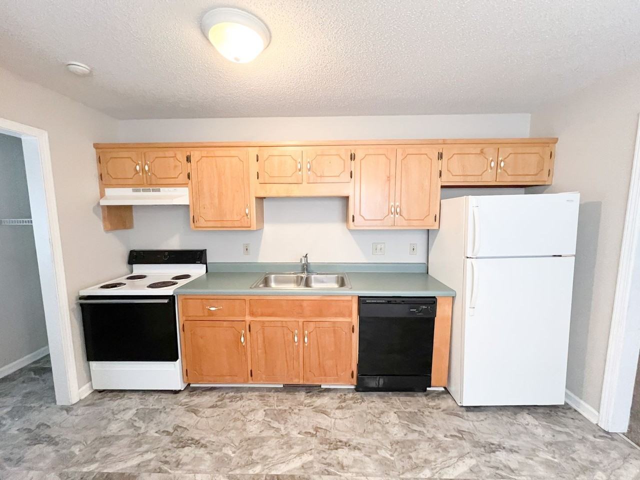 1965 Timberline Cir - Photo 3 of 9