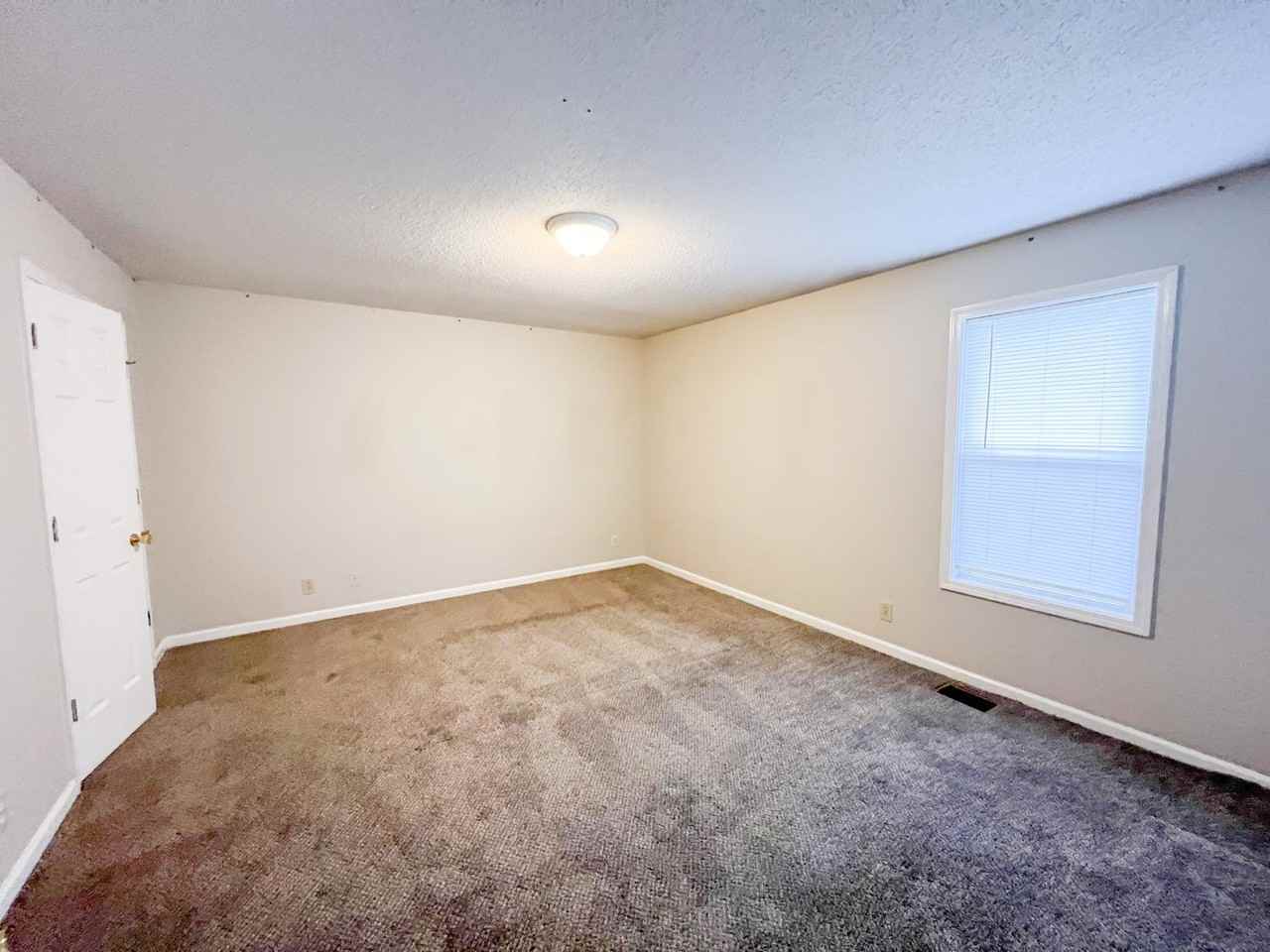 1965 Timberline Cir - Photo 6 of 9