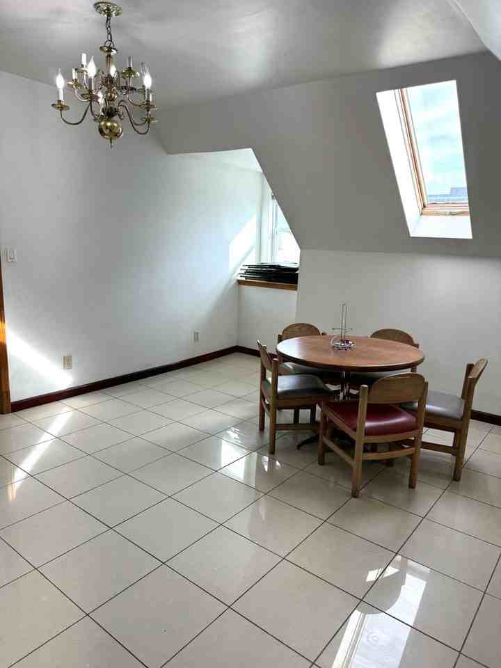 125 Stratford - Photo 6 of 24