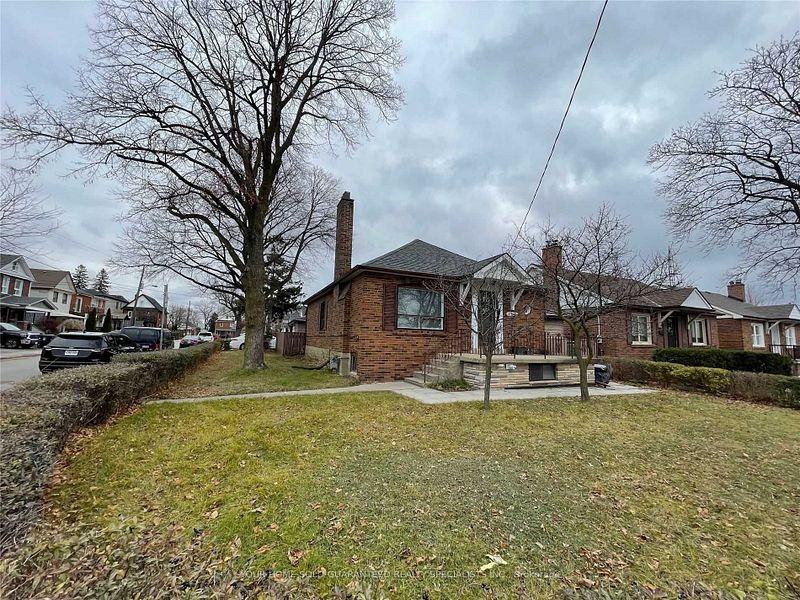 81 Rockcliffe Boulevard - Photo 7 of 8
