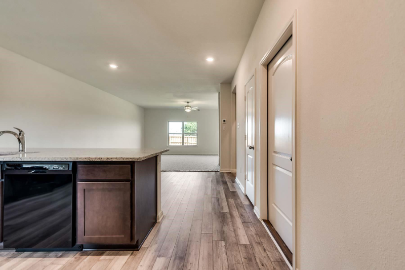 3038 Boran Dr - Photo 3 of 19