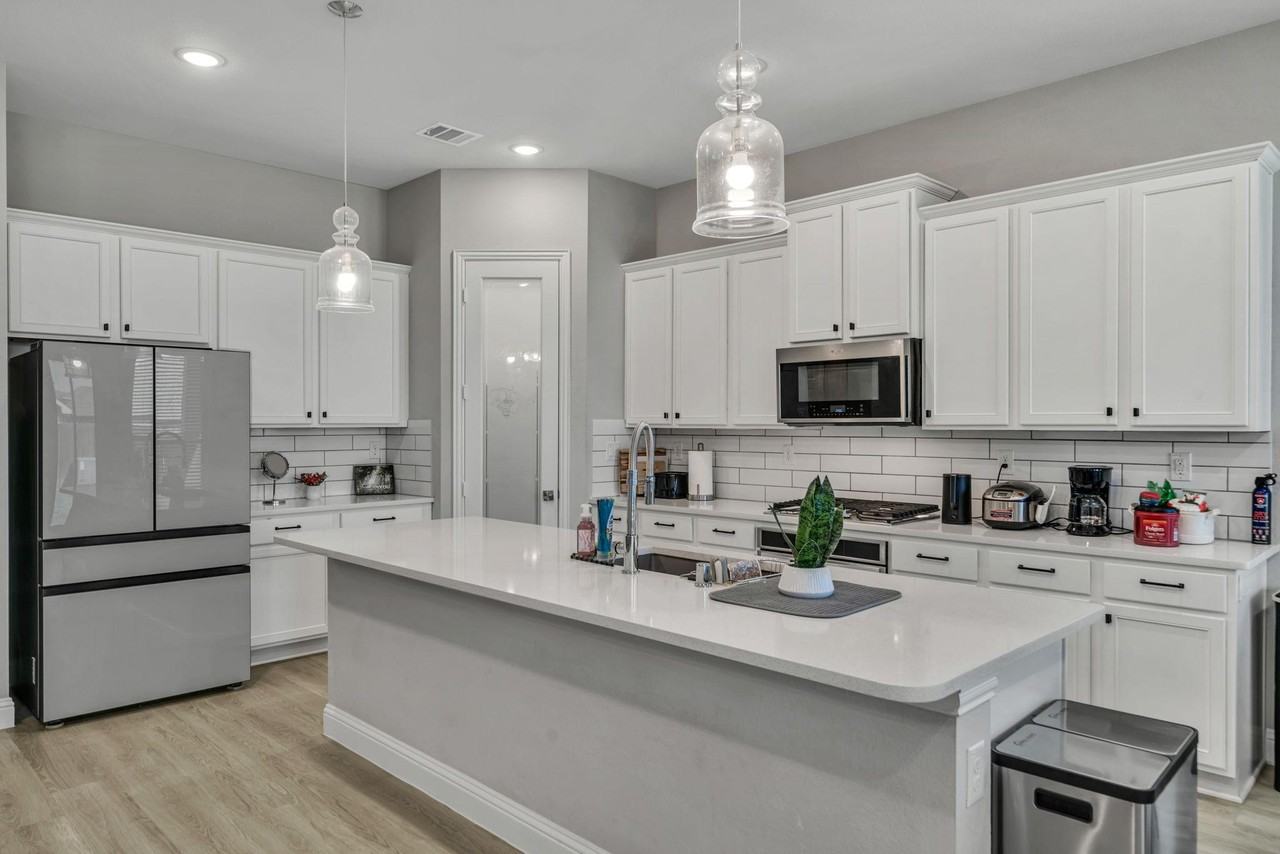 Avanti Dr - Photo 4 of 50