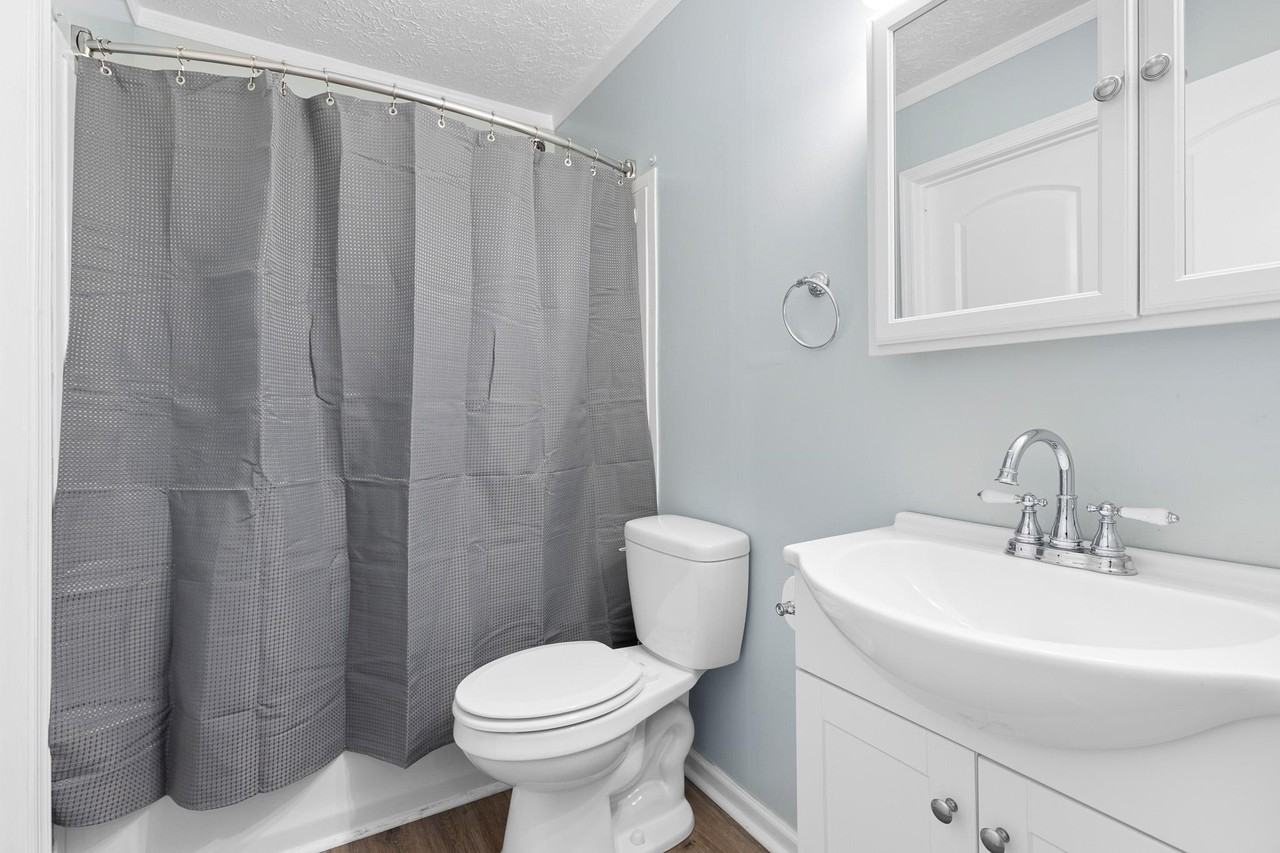 Park Towne Drive - Photo 2 of 15