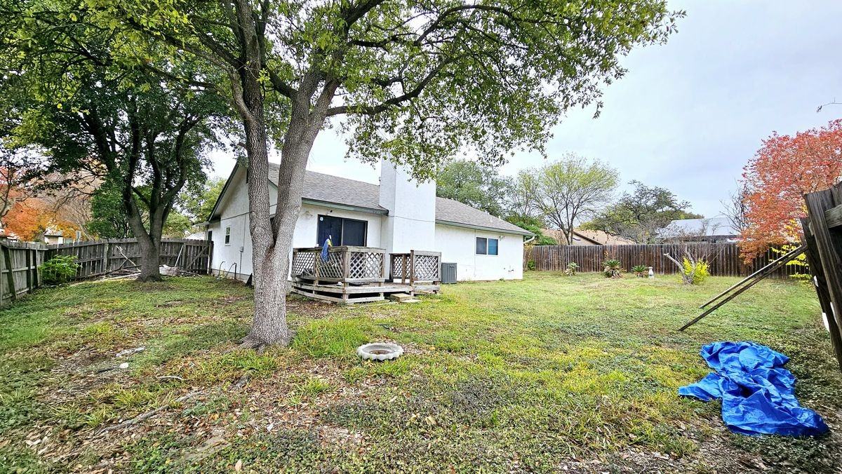 13623 Bell Dr - Photo 2 of 12