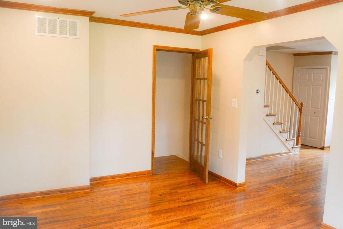 8495 Imperial Dr ##6a - Photo 3 of 5