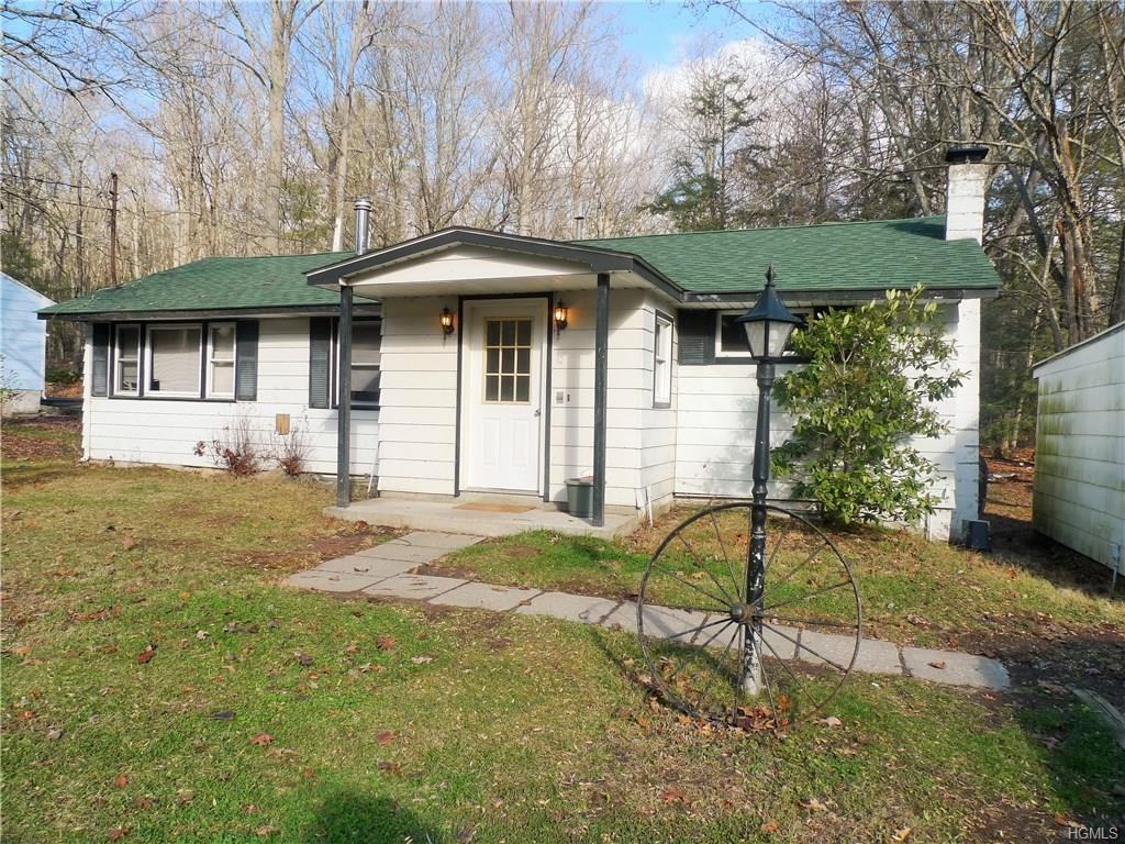 10 Lake Dr - Photo 3 of 22