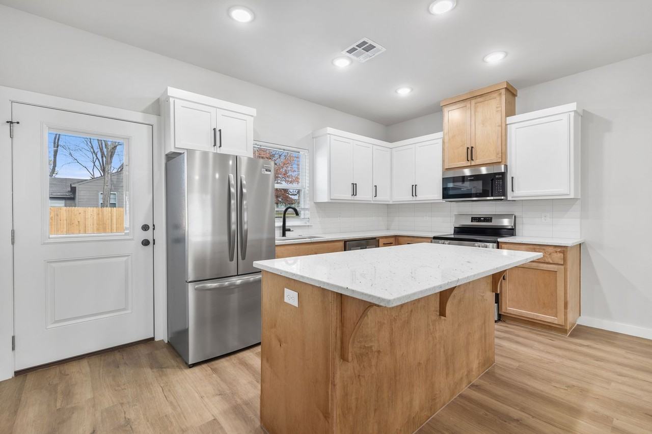 The Evergreens @ Midway - Photo 5 of 18