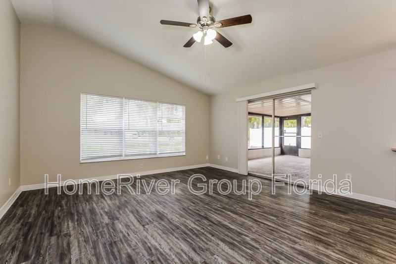 2126 Lime Tree Dr - Photo 2 of 18