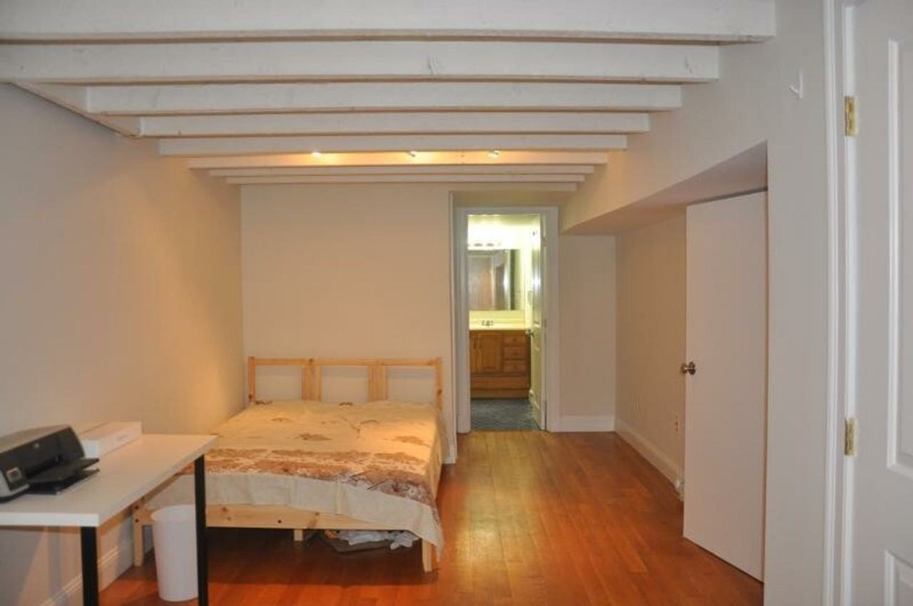 836A Huntington Ave - Photo 6 of 11