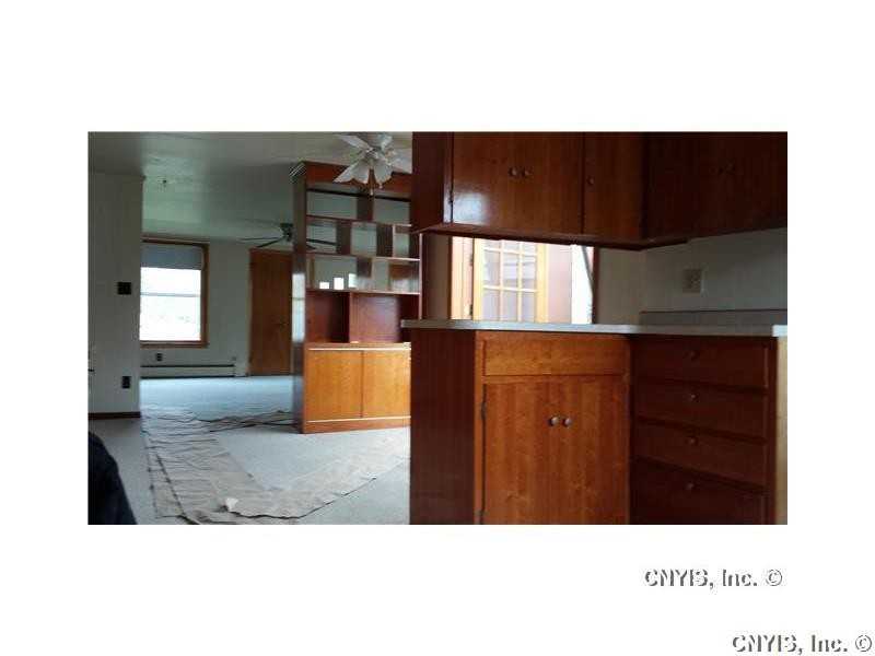 419 New Boston St - Photo 2 of 9