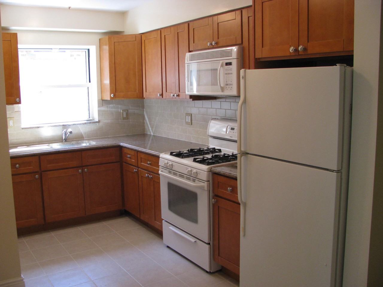 219 W 252nd St #1 - Photo 6 of 15