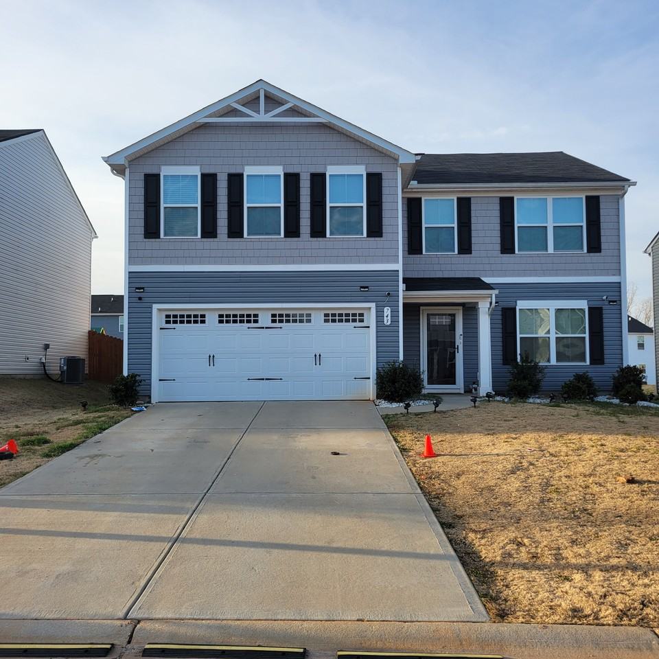 743 Jacobs Trl #NA - Photo 2 of 3