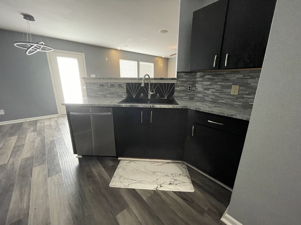 1711 Lynford Dr #NA - Photo 6 of 21