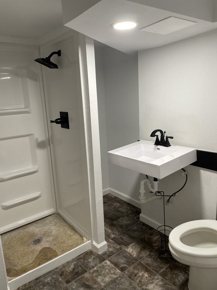 639 S Main Ave #NA - Photo 4 of 13