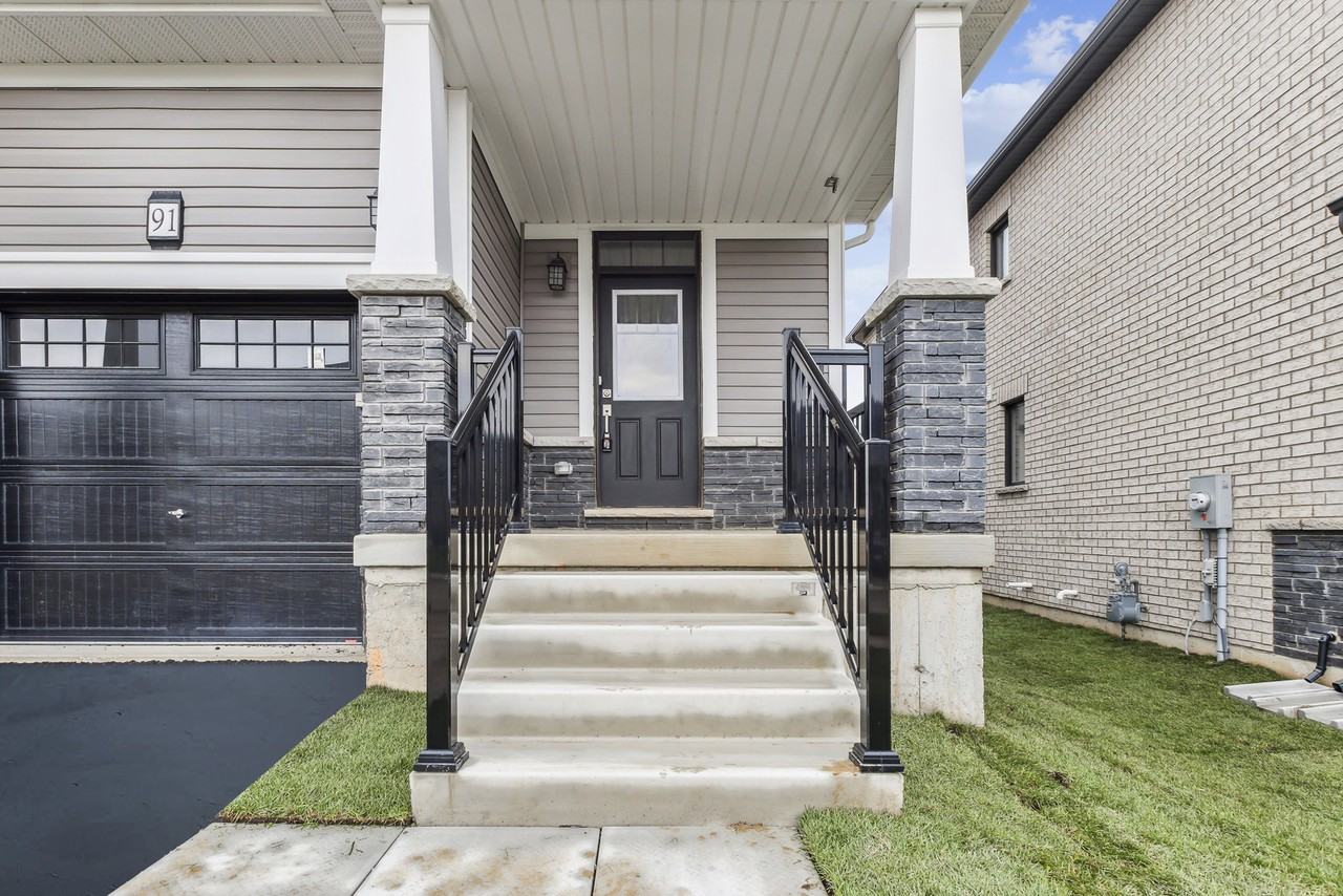 1 Caledonia Drive - Photo 2 of 30