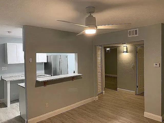 2148 West South Street - Photo 2 of 7