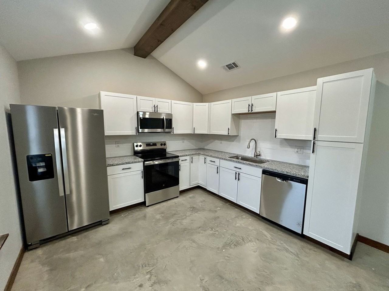 6328 Ted Trout Dr - Photo 6 of 31