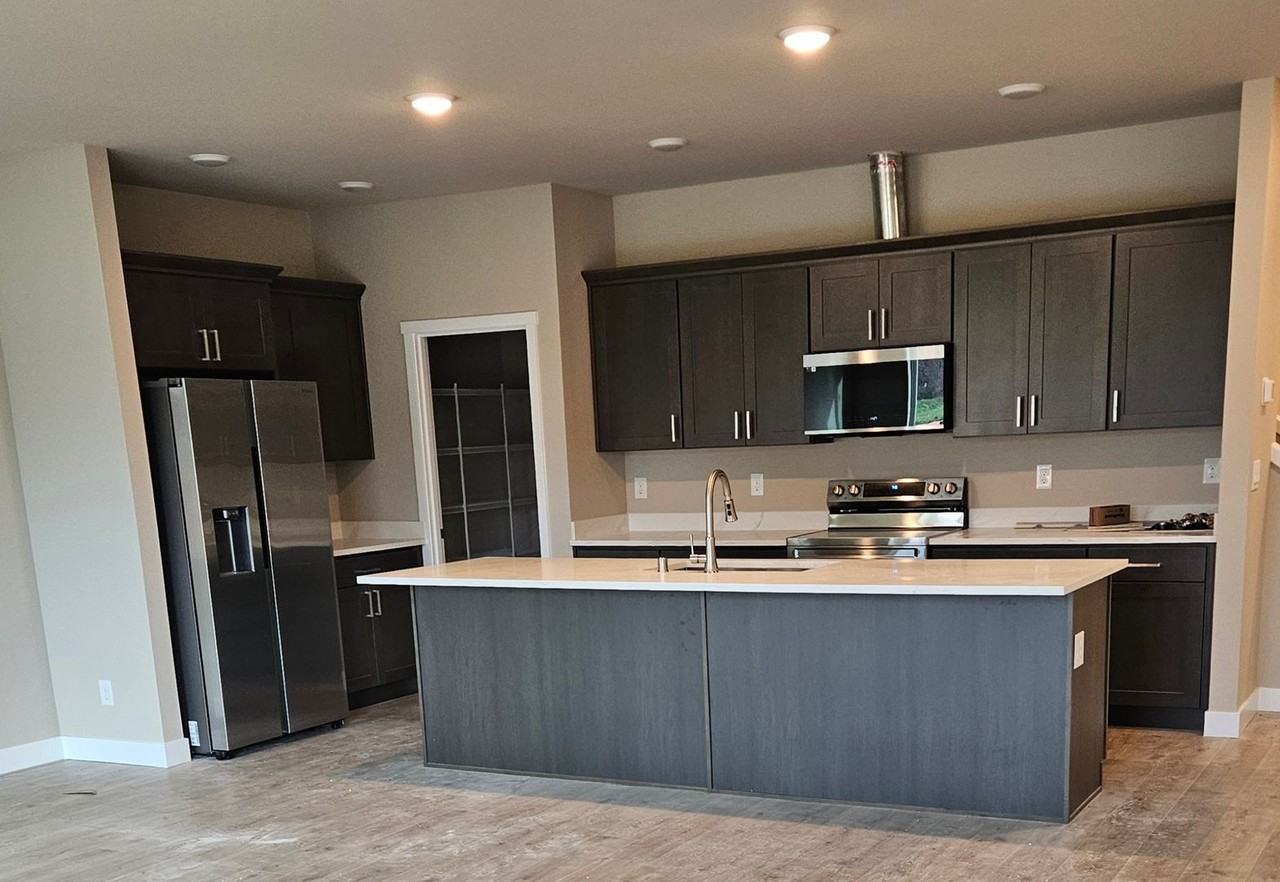811 Vine Maple St Se - Photo 4 of 14