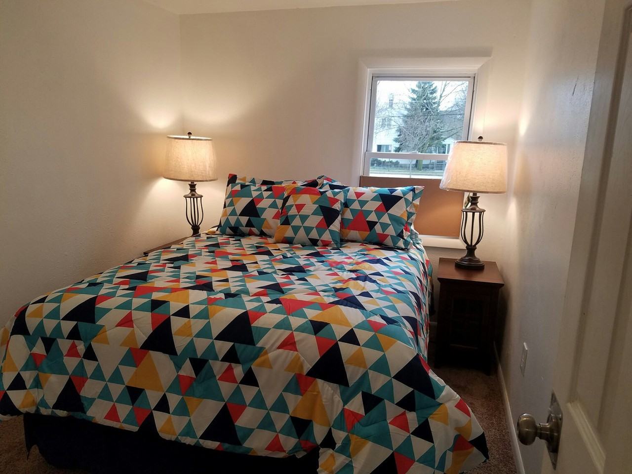 110 Indiana Ave Nw - Photo 6 of 24