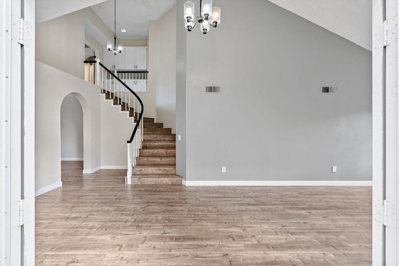 25639 Salerno Way - Photo 6 of 40