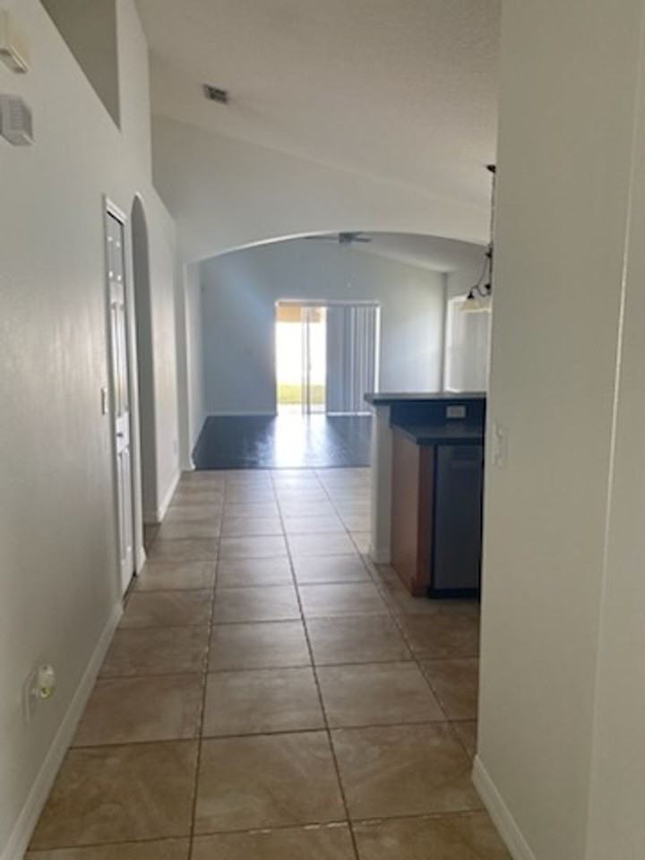 10069 Brodbeck Blvd - Photo 6 of 50